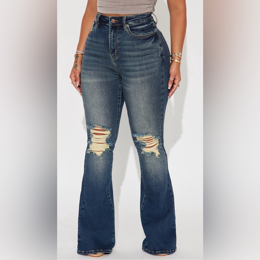Fashion Nova - High-Rise, Skinny Flare, Distressed, Size 7 Jeans